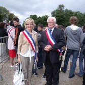Annie Galby et derrière Christine Galopeau de Almeida avec ses élèves