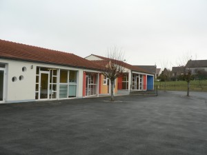 Ecole maternelle des Erables à Dormans : la cour