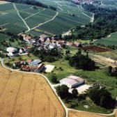 Vue aérienne de Vassy, hameau de Dormans