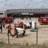 Centre de Secours de Dormans, journée porte ouverte du 12 juin 2010, le blessé va pouvoir être dégagé