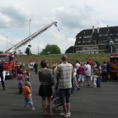 Centre de Secours de Dormans, visiteurs - grands et petits - lors de la journée porte ouverte du 12 juin 2010