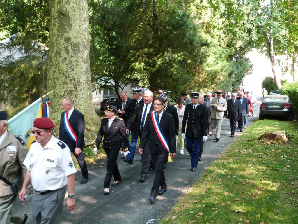 8 juillet 2018 Mémorial de Dormans le défilé dans le parc