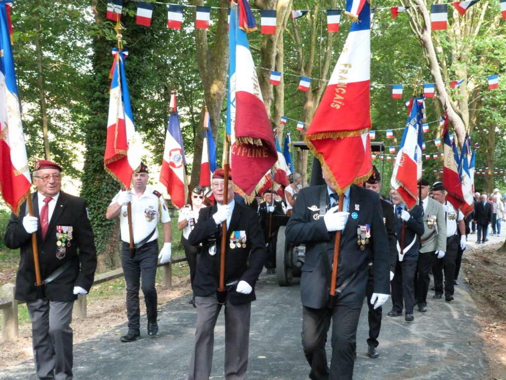 8 juillet 2018 Mémorial de Dormans le défilé dans le parc