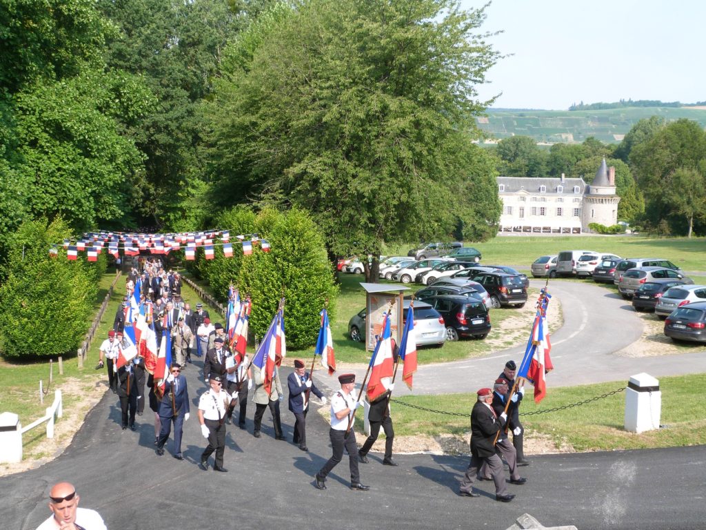 8 juillet 2018 Mémorial de Dormans le défilé dans le parc