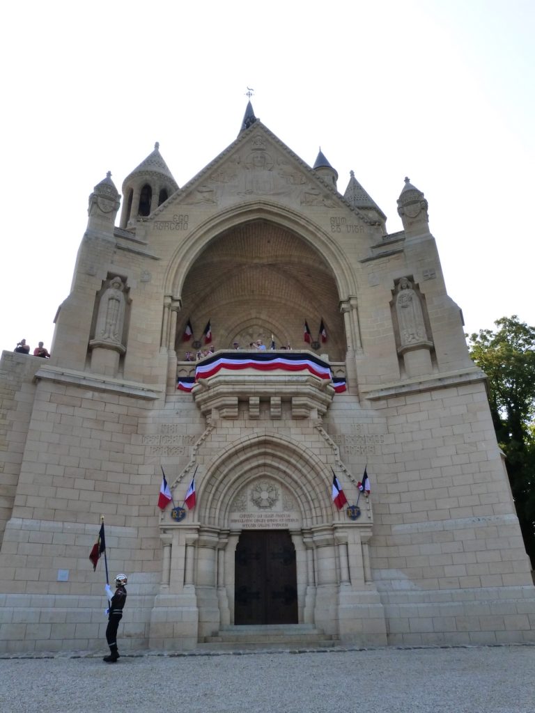 8 juillet 2018 Mémorial de Dormans : le Mémorial aux couleurs de la France