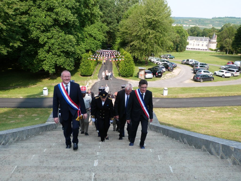 8 juillet 2018 Mémorial de Dormans arrivée des personnalités