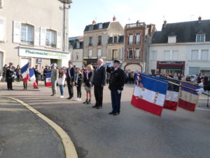 minute de silence 11 novembre Dormans monument aux morts